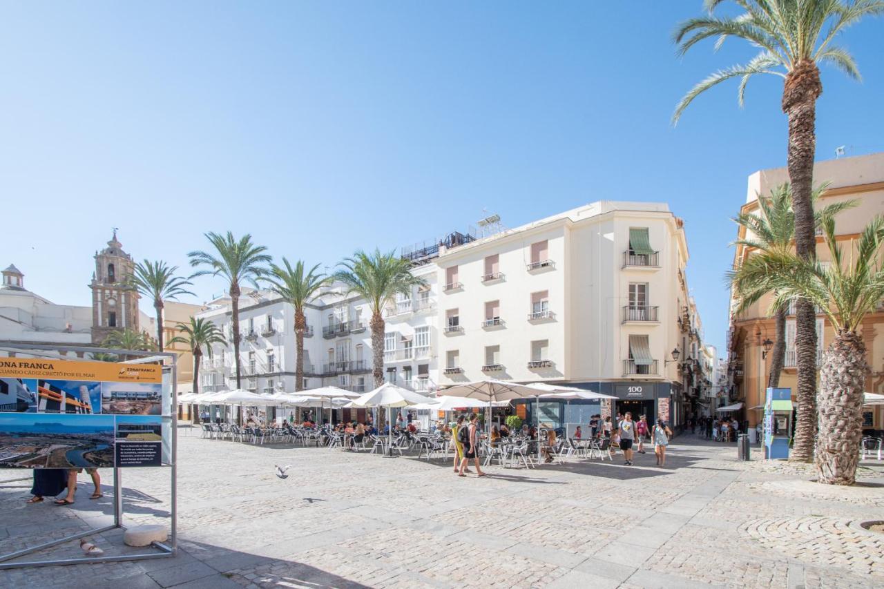 Apartamento La Magnolia De Cádiz Eksteriør bilde